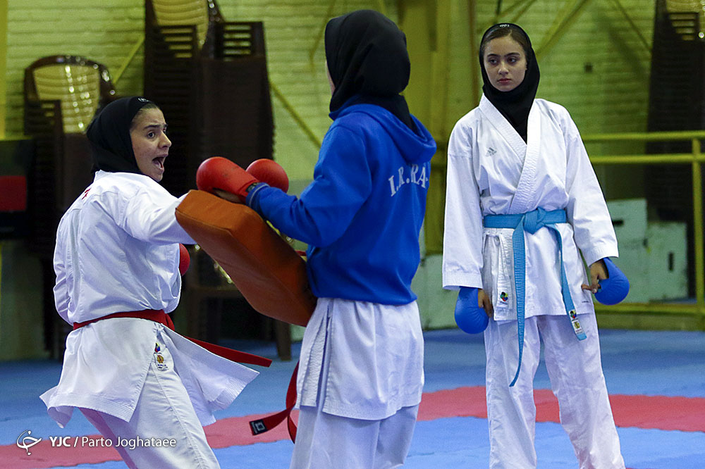 المپیک آرژانتین / مبینا حیدری و فاطمه خنکدار در کاراته روی تاتامی می روند