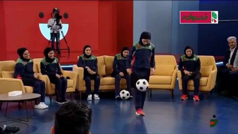 ویدئو : بازیکنان تیم ملی فوتسال بانوان در برنامه خندوانه