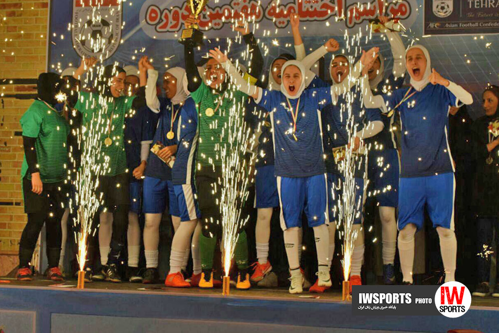فوتسال جام رمضان تهران و قهرمانی آذر مهر پارس در اختتامیه ای باشکوه