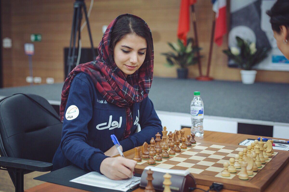 سارا خادم الشریعه قهرمان مسابقات شطرنج رپید و بلیتز جهان شد