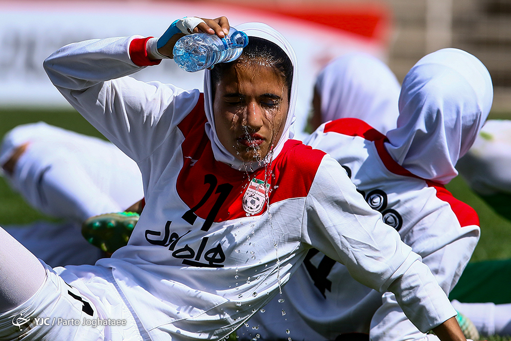 به من می‌گویند نیمار فوتبال زنان ایران! | صحبت های جالب گلنوش خسروی پس از لژیونر شدن