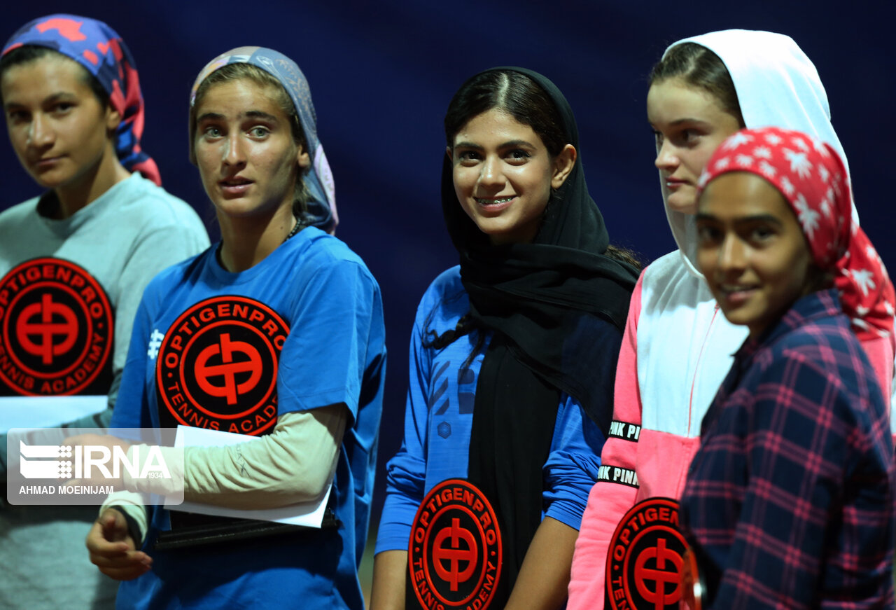 دختران آینده دار تنیس ایران در یک قاب (عکس)