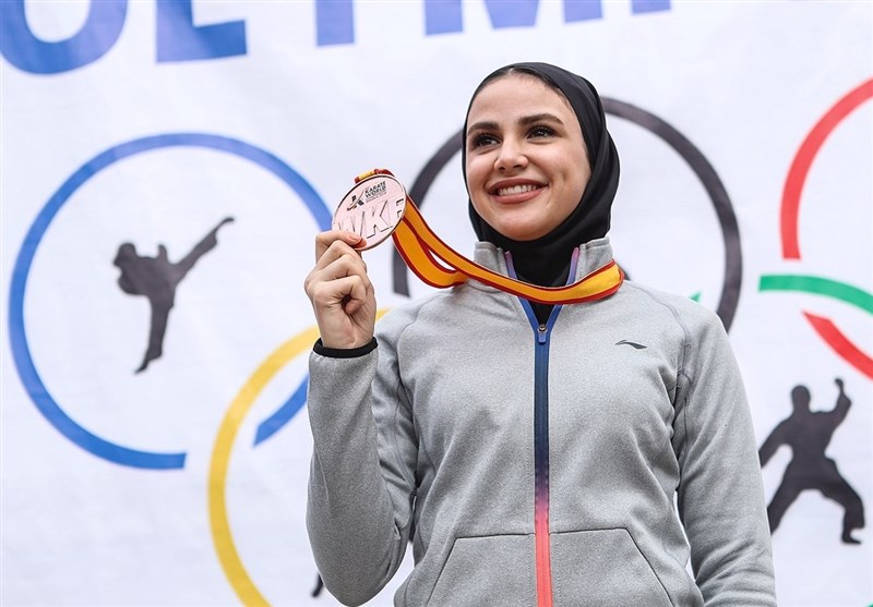 کاراته وان استانبول | سارا بهمنیار به مدال برنز دست یافت