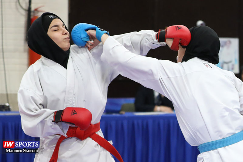 هفته دوم سوپر لیگ کاراته | رقابت شانه به شانه دانشگاه آزاد و هیئت اصفهان در صدر