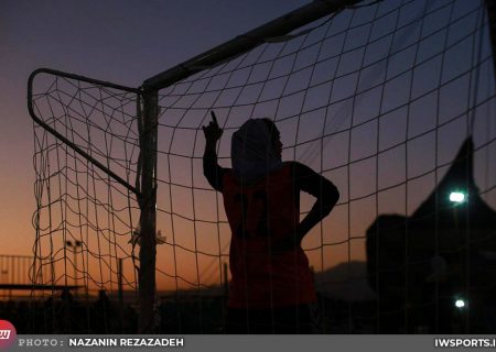 تصاویر اولین دوره مسابقات هندبال ساحلی بانوان در تهران