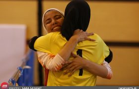ویدئو اهدای جام قهرمانی لیگ برتر فوتسال بانوان به مس رفسنجان