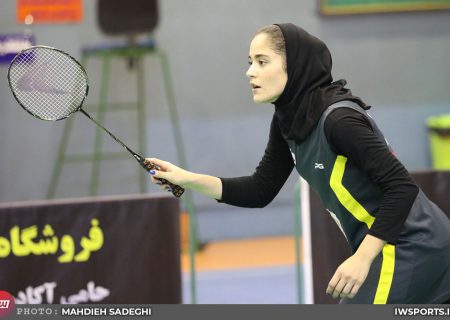 پیروزی آکادمی ایران زمین برابر مدافع عنوان قهرمانی لیگ بدمینتون