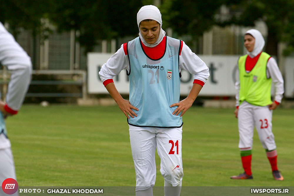 شکست تیم ملی فوتبال زنان ایران برابر ازبکستان