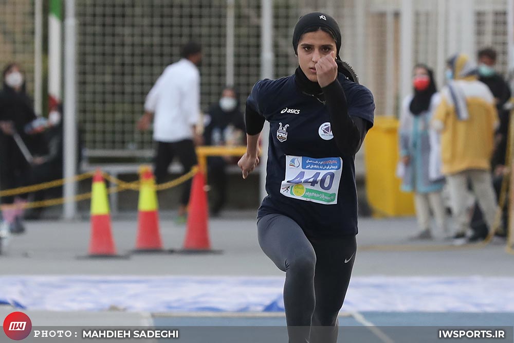 قهرمانی بی‌دردسر ریحانه مبینی در مشهد