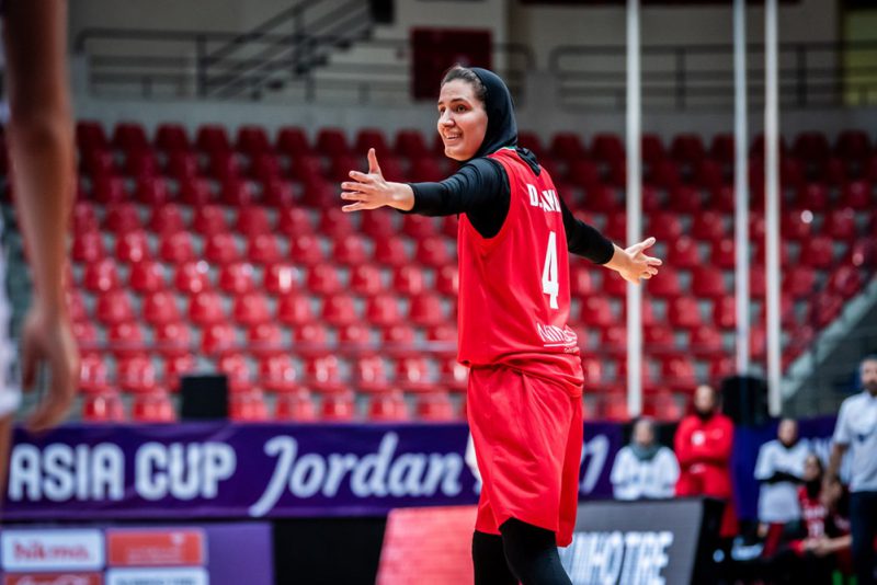 بسکتبال زنان ایران و لبنان دلارام وکیلی