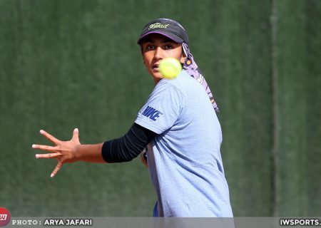 یر به یر البرز قهرمان لیگ تنیس زنان شد | رکورد ۱۵۰ میلیونی فدراسیون تنیس