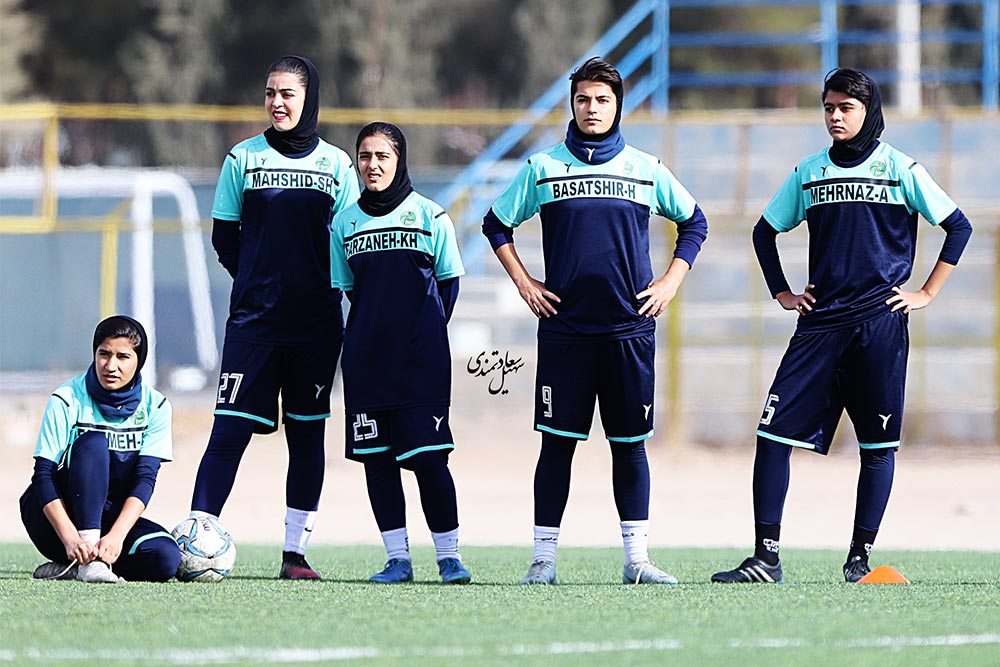 امتناع تیم فوتبال زنان پالایش گاز ایلام از سفر به سیرجان