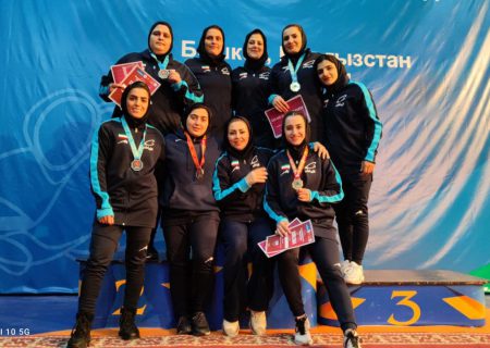 دختران کشتی‌گیر در قرقیزستان مدال‌ها را درو کردند