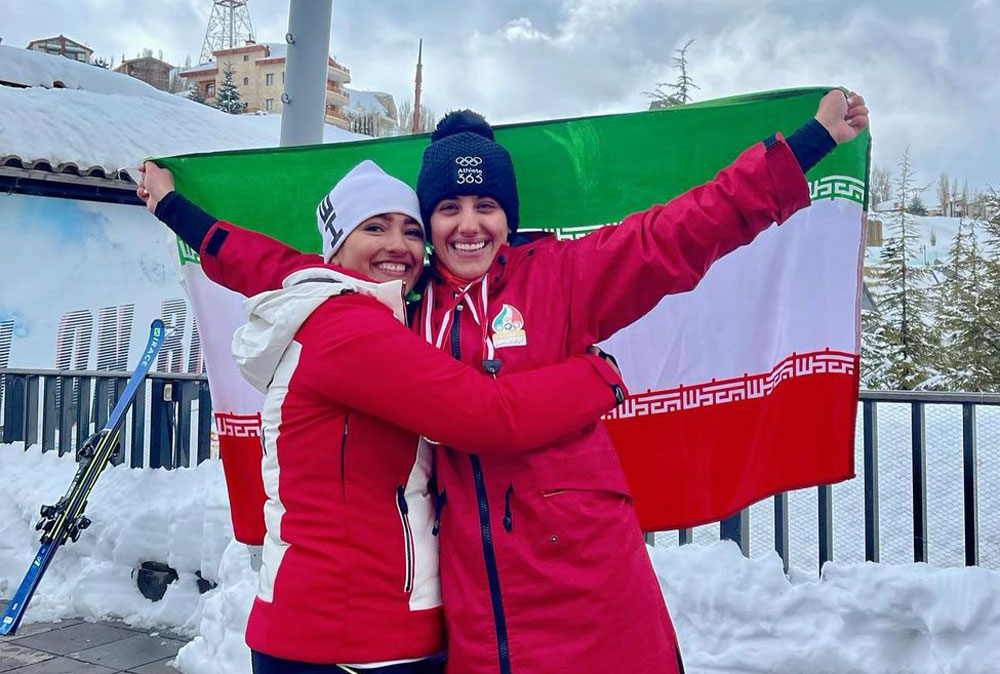 عاطفه احمدی و ۲ مدال نقره در اسکی آلپاین آسیا
