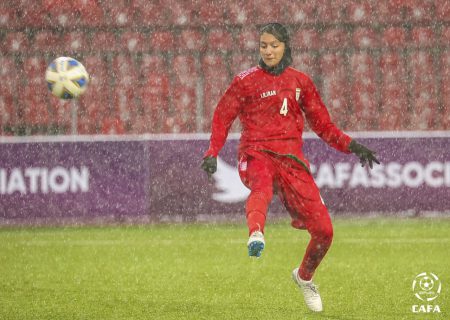 دیدار ایران و تاجیکستان در فوتبال دختران جوان کافا