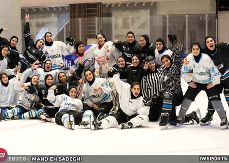 تصاویر | یک روز با تیم هاکی روی یخ دختران در تهران