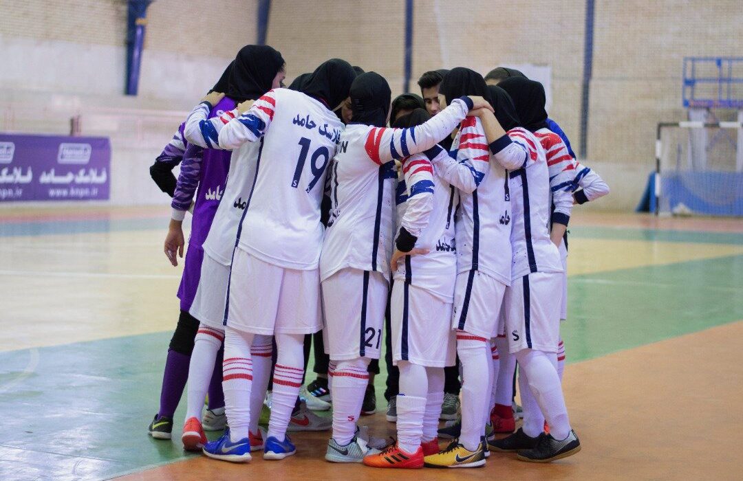 شیرین صادقی: باشگاه‌های برتر فوتسال ایران باید در آسیا رقابت کنند