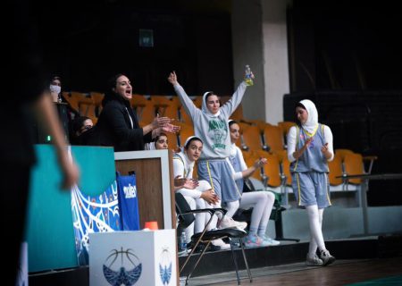 پیروزی نیکان بر ذوب آهن با زهرا عباس نژاد و رفقا