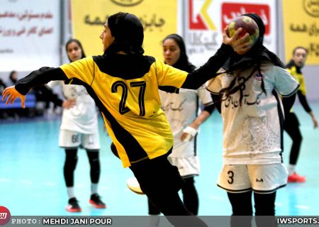 تصاویر | قهرمانی بافق در هندبال نوجوانان دختر کشور
