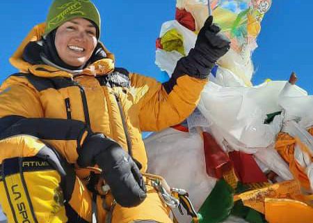 افسانه حسامی فرد قله ۸۰۹۱ متری آناپورنا را فتح کرد