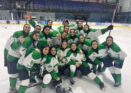 صعود دختران یخی به نیمه‌نهایی با عبور از امارات
