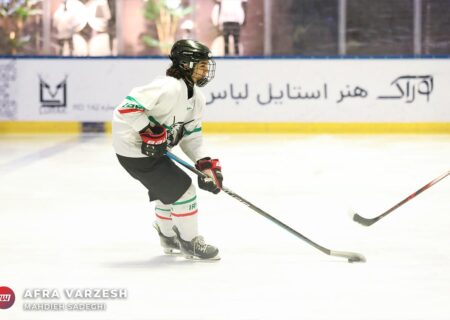 گزارش شبکه CBC از دختران هاکی روی یخ