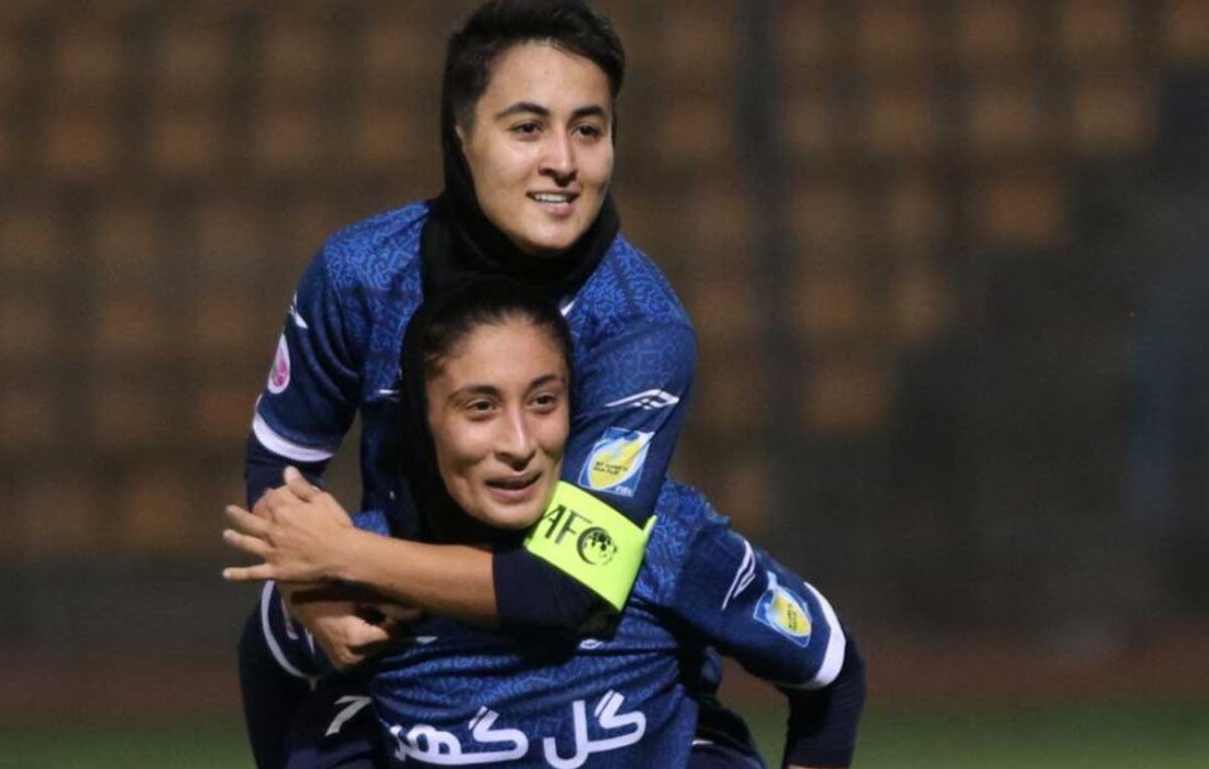 پیروزی گلگهر برابر ایستا | دومین برد پرسپولیس