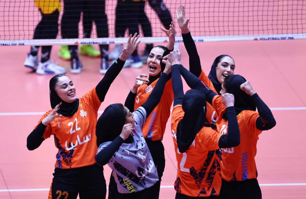 سایپا، سپاهان و شهر آرکا با پیروزی آغاز کردند