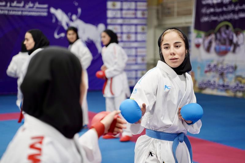 ایران با پنج دختر کاراته‌کا در قاهره