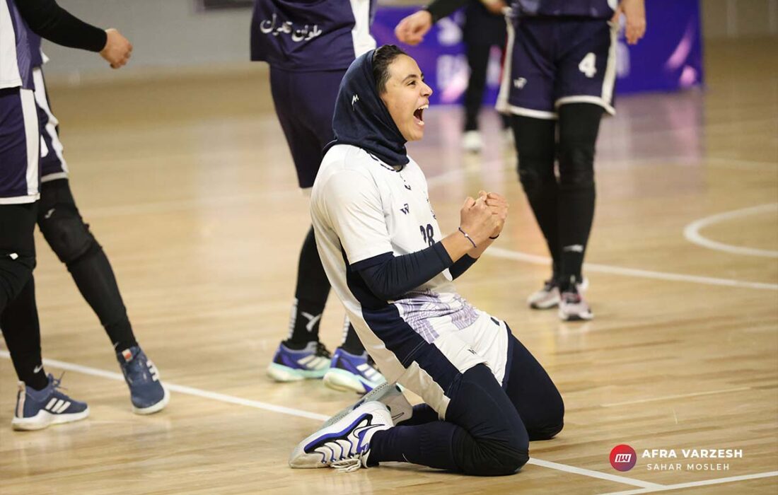 تصاویر | مهرگان شیراز و ملوان تهران در لیگ والیبال زنان