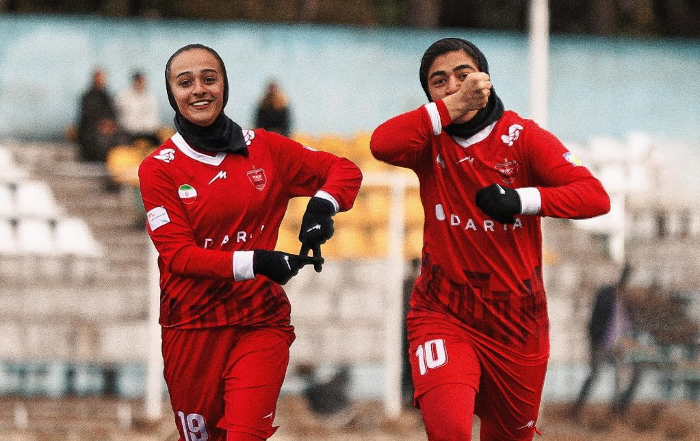 پیروزی گلگهر، سپاهان و پرسپولیس | ایستا متوقف شد